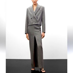 NWOT Marciano Los Angeles Black Cropped Double Chest Blazer Size 4